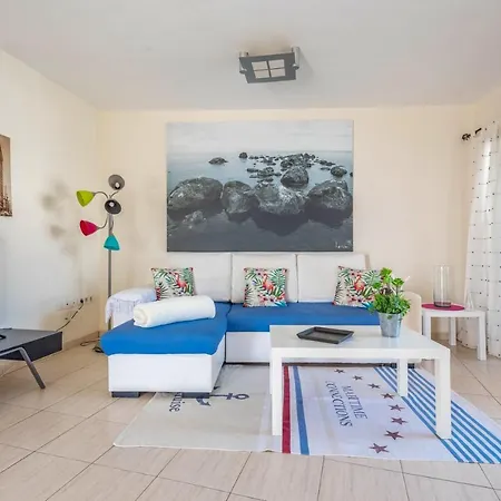 Apartment Atico La Plaza